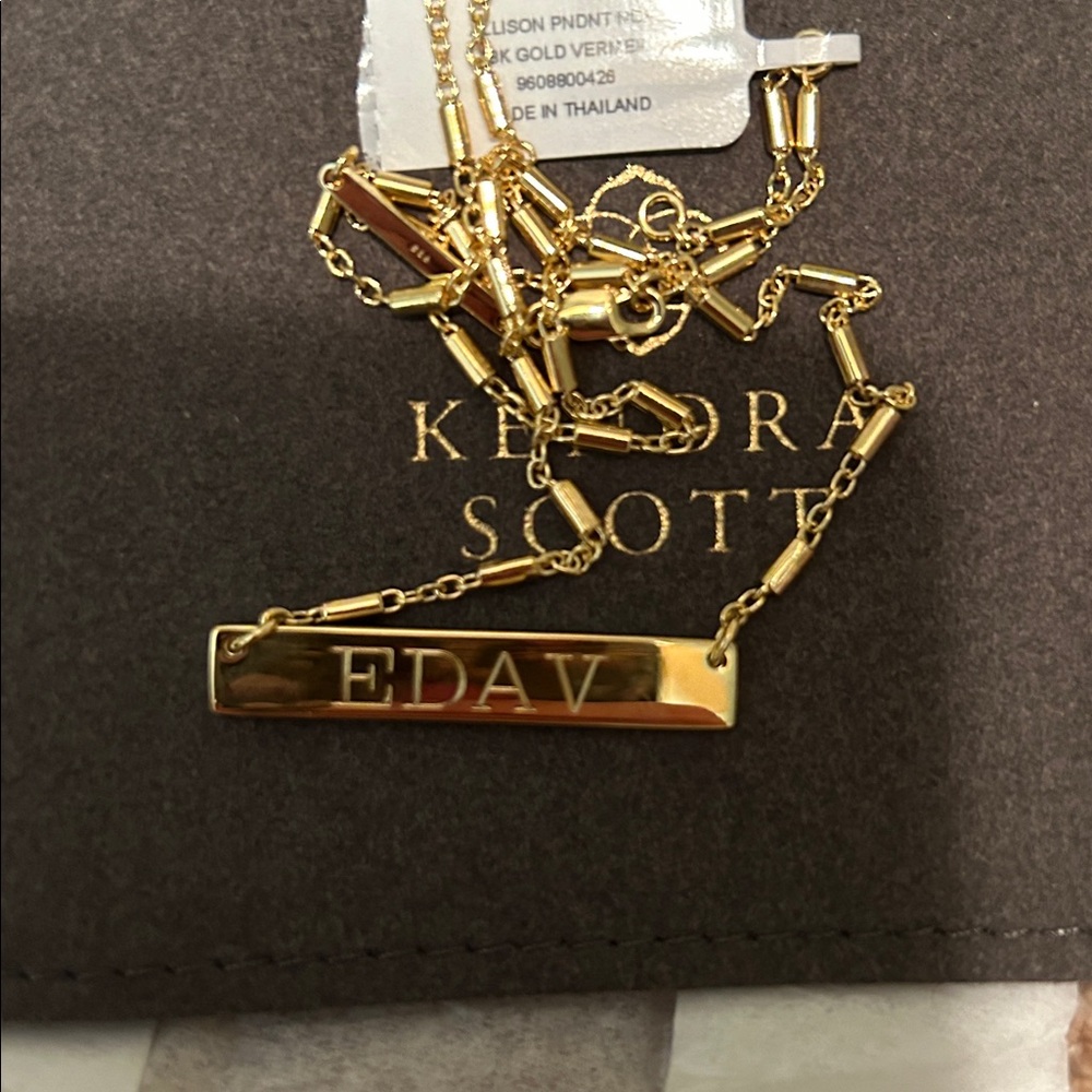 Kendra Scott Allison Pendant Necklace 18 k gold Vermeil - Picture 4 of 9
